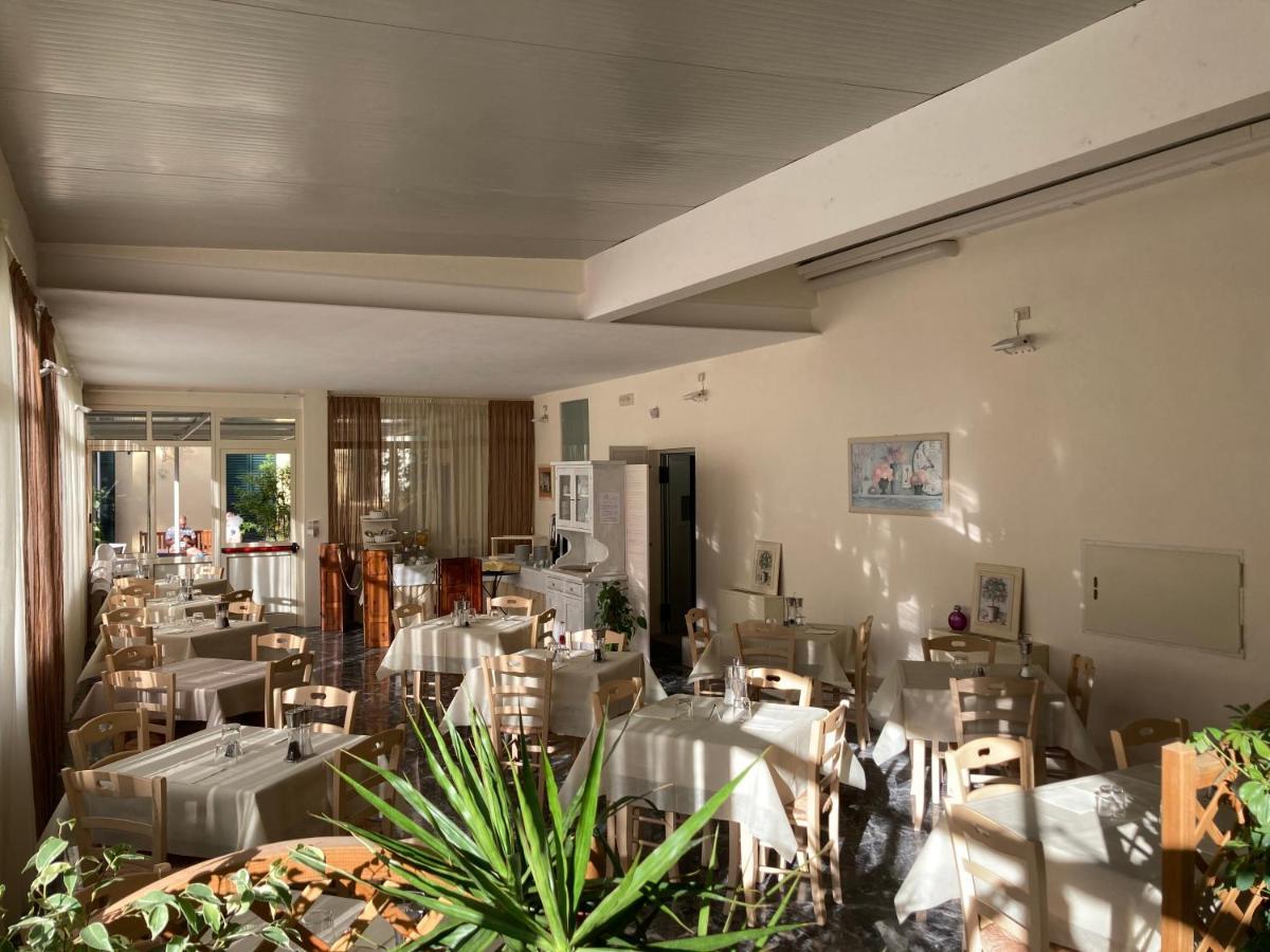 Hotel Verdesolemare Marina di Pietrasanta Exterior foto