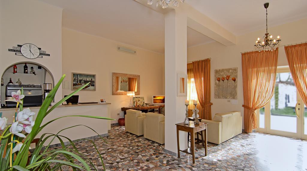 Hotel Verdesolemare Marina di Pietrasanta Exterior foto