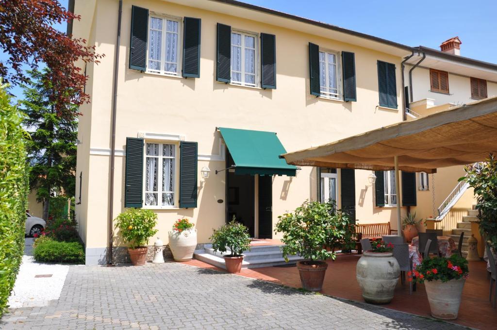 Hotel Verdesolemare Marina di Pietrasanta Exterior foto